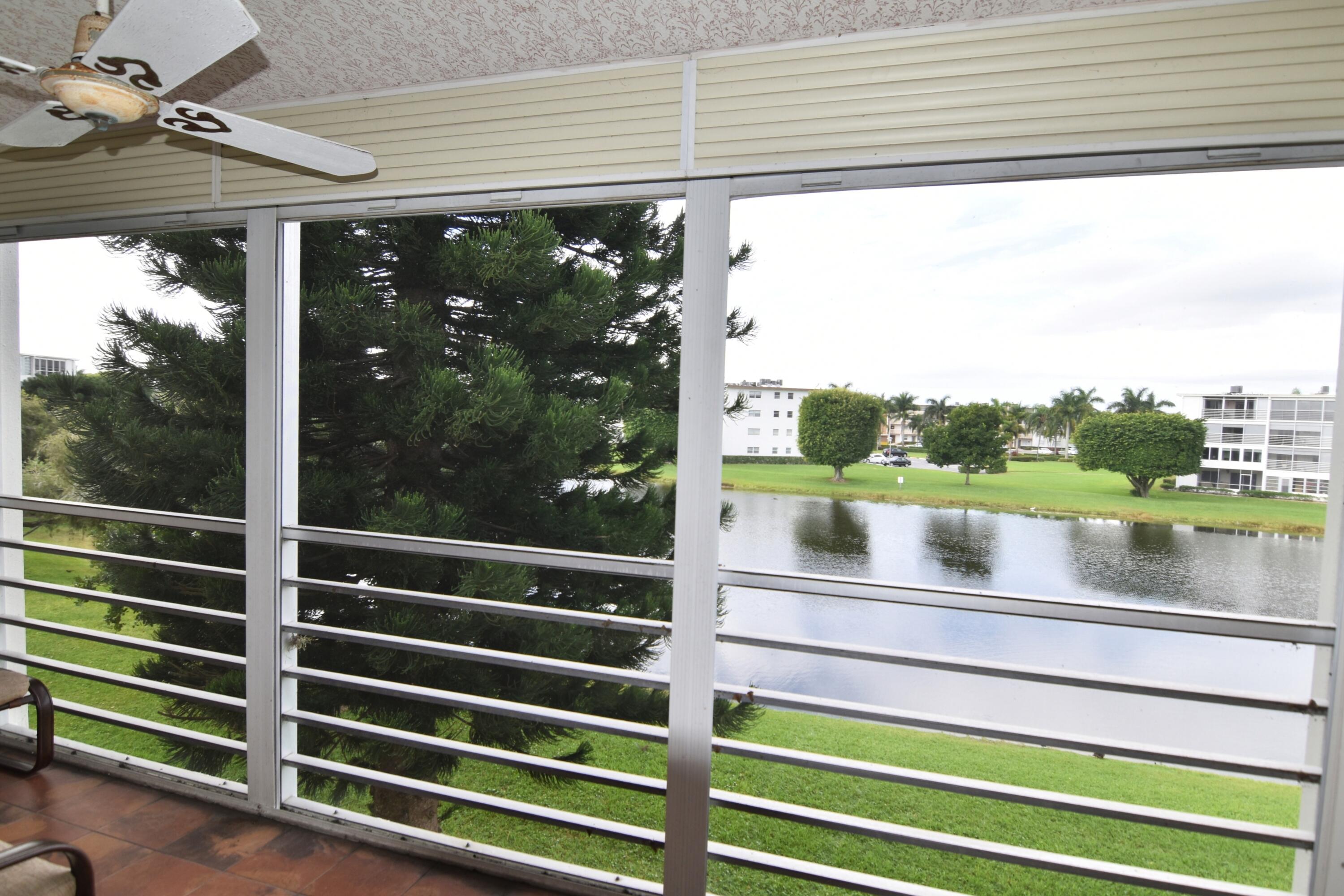3020 Hythe B, Unit 3020B Boca Raton, FL 33434 - Photo 19 of 21 Patio View
