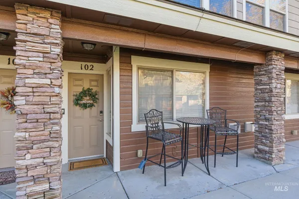 $314,900 | 9993 West Rosecroft Court, Unit 102, Boise, ID 83704