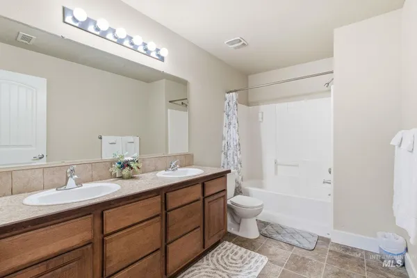 $314,900 | 9993 West Rosecroft Court, Unit 102, Boise, ID 83704