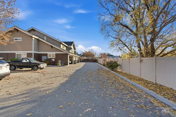 $314,900 | 9993 West Rosecroft Court, Unit 102, Boise, ID 83704