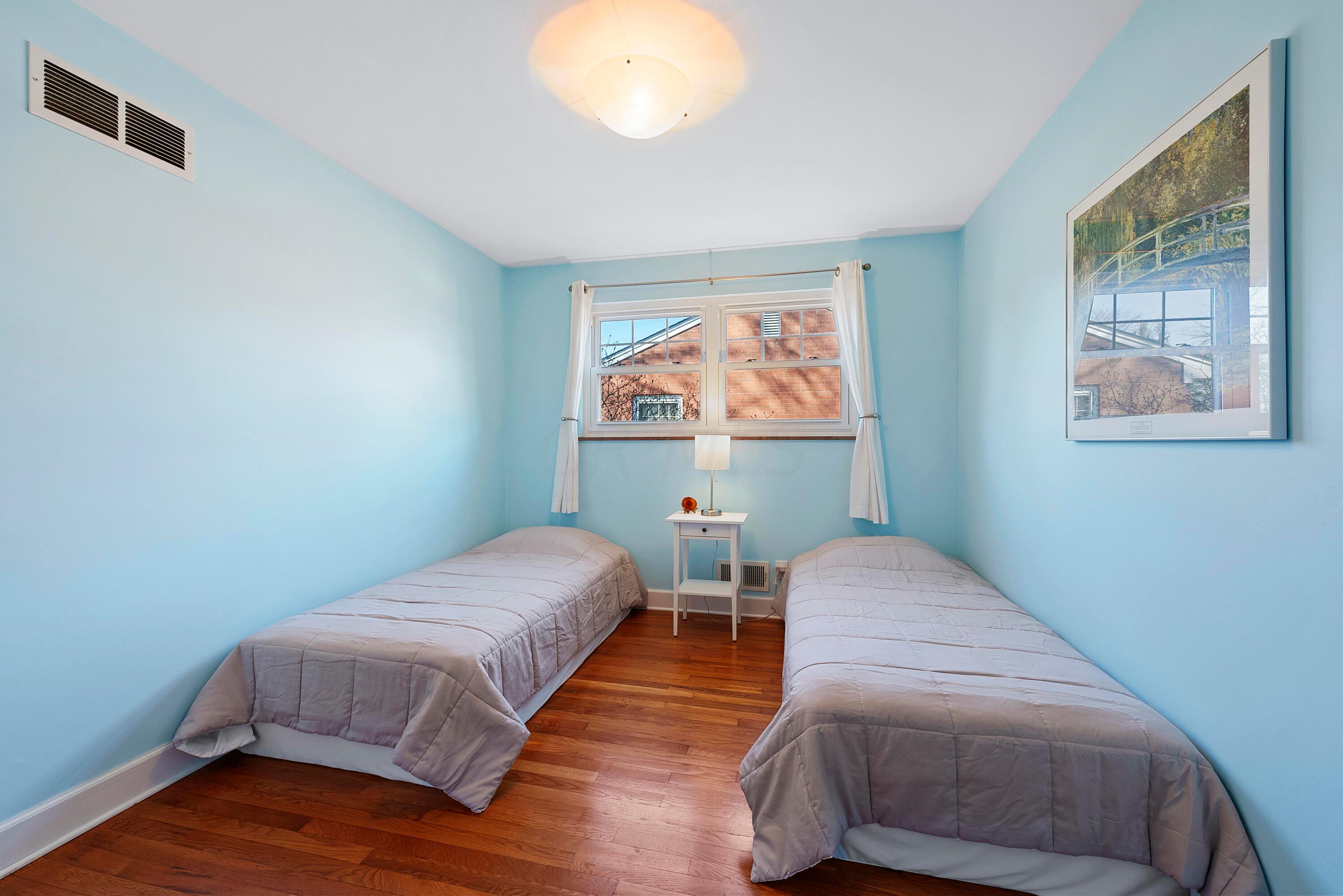 2614 Mt Holyoke Road Columbus, OH 43221 - Photo 18 of 22 DSC03726