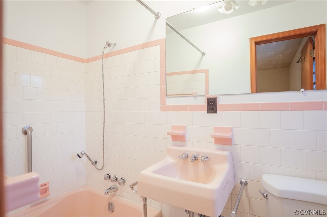 1838 Bloomfield Road Richmond, VA 23225 - Photo 8 of 22 Gallery Image 8
