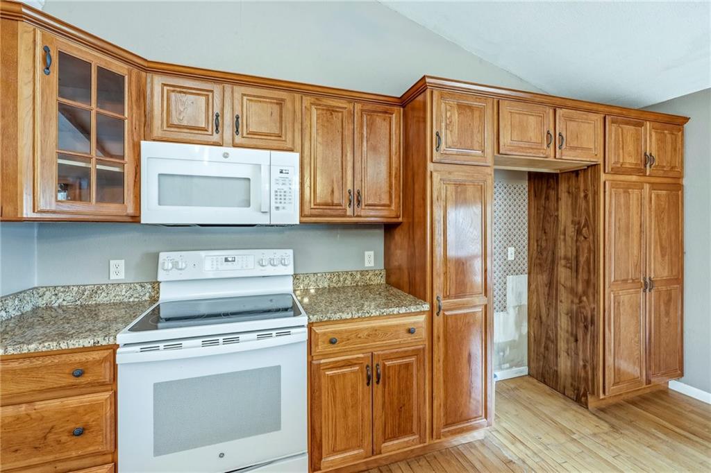 5740 East Catalpa Street Springfield, MO 65809 - Photo 14 of 42