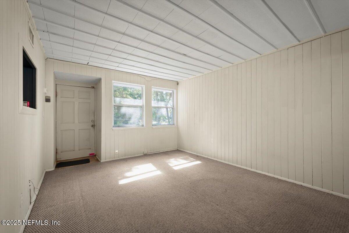 725 5th Street North Jacksonville, FL 32250 - Photo 13 of 18 an empty room with windows