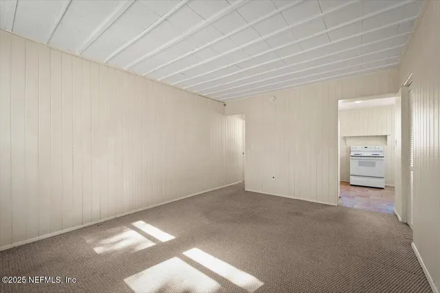 $1,050 | 725 5th Street North, Jacksonville, FL 32250