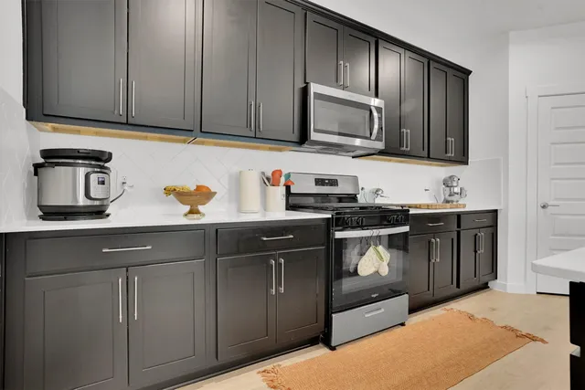 $2,999 | 3223 Kendleshire Lane, Fulshear, TX 77441