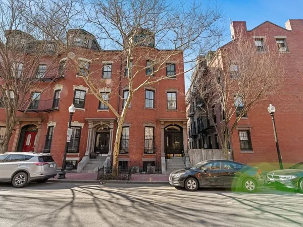 $1,995,000 | 499 Shawmut Avenue, Unit 4, Boston, MA 02118