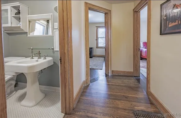 $1,400 | 118 Nassau Avenue, Tonawanda, NY 14217