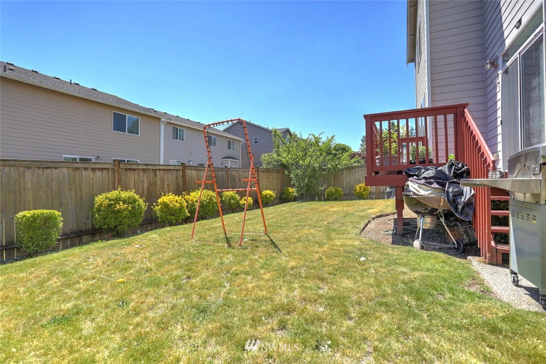 5203 Northeast 8th Court Renton, WA 98059 - Photo 26 of 28