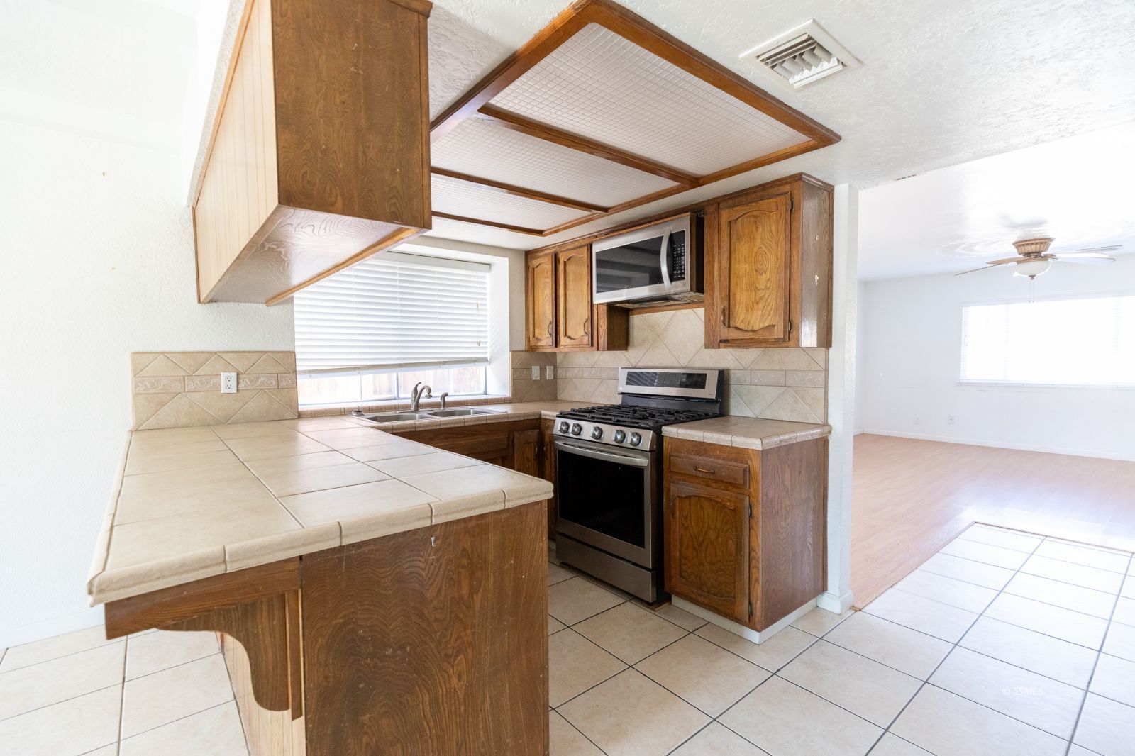 749 West Wildrose Avenue Ridgecrest, CA 93555 - Photo 7 of 29 Gallery Image 7