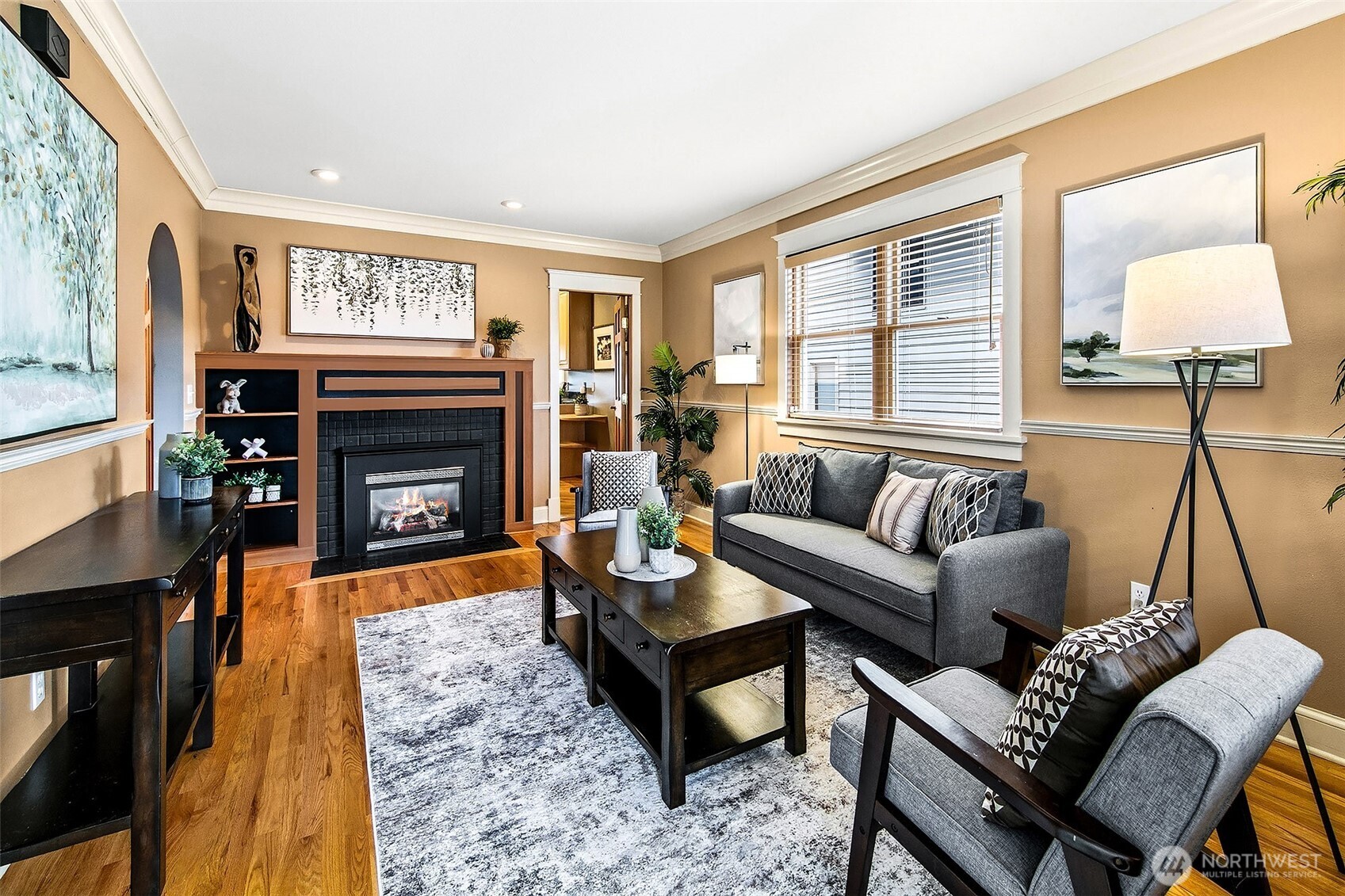 3532 Meridian Avenue North Seattle, WA 98103 - Photo 14 of 40