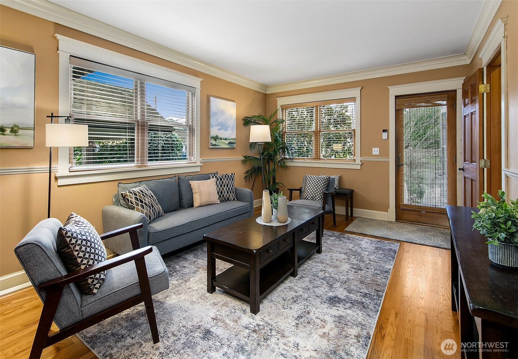 3532 Meridian Avenue North Seattle, WA 98103 - Photo 15 of 40