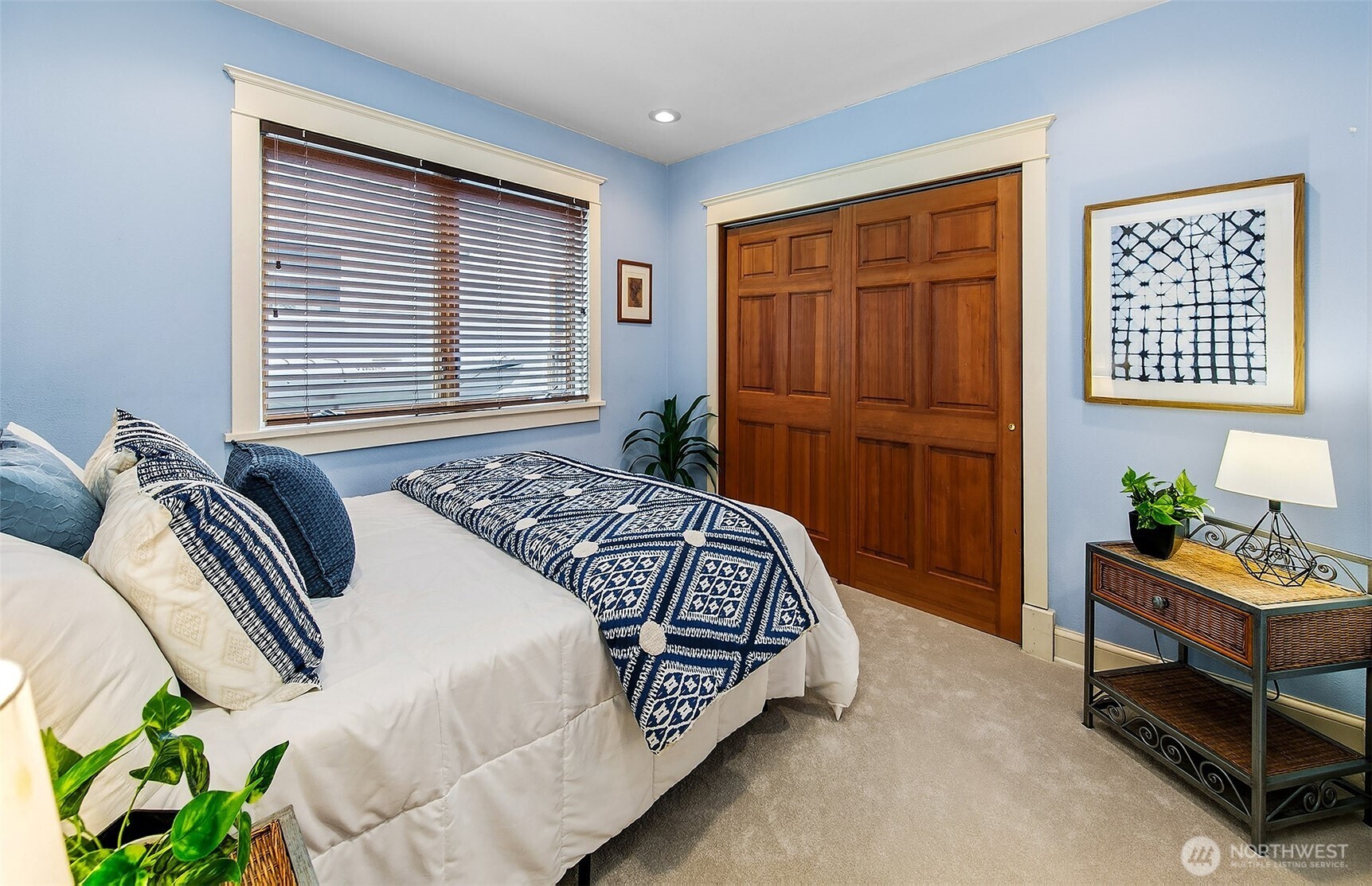 3532 Meridian Avenue North Seattle, WA 98103 - Photo 17 of 40