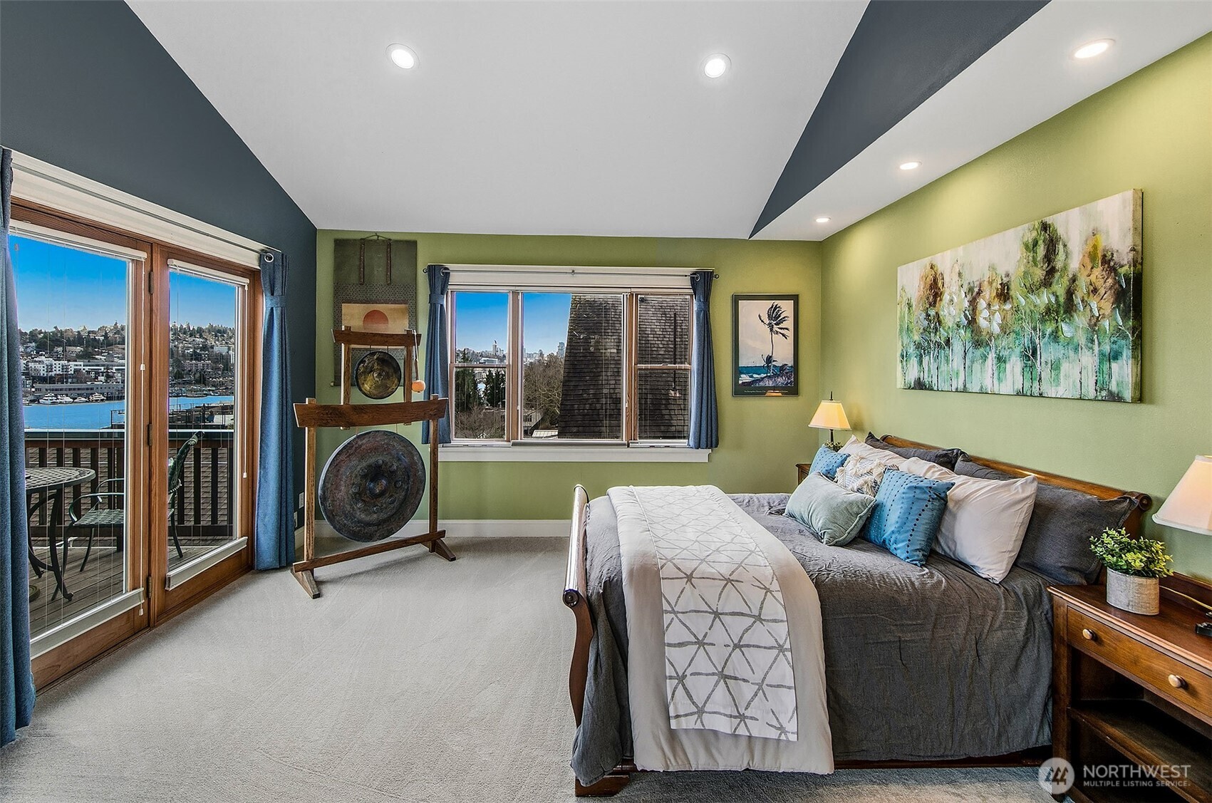 3532 Meridian Avenue North Seattle, WA 98103 - Photo 21 of 40