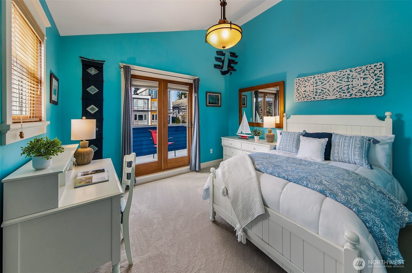 3532 Meridian Avenue North Seattle, WA 98103 - Photo 26 of 40