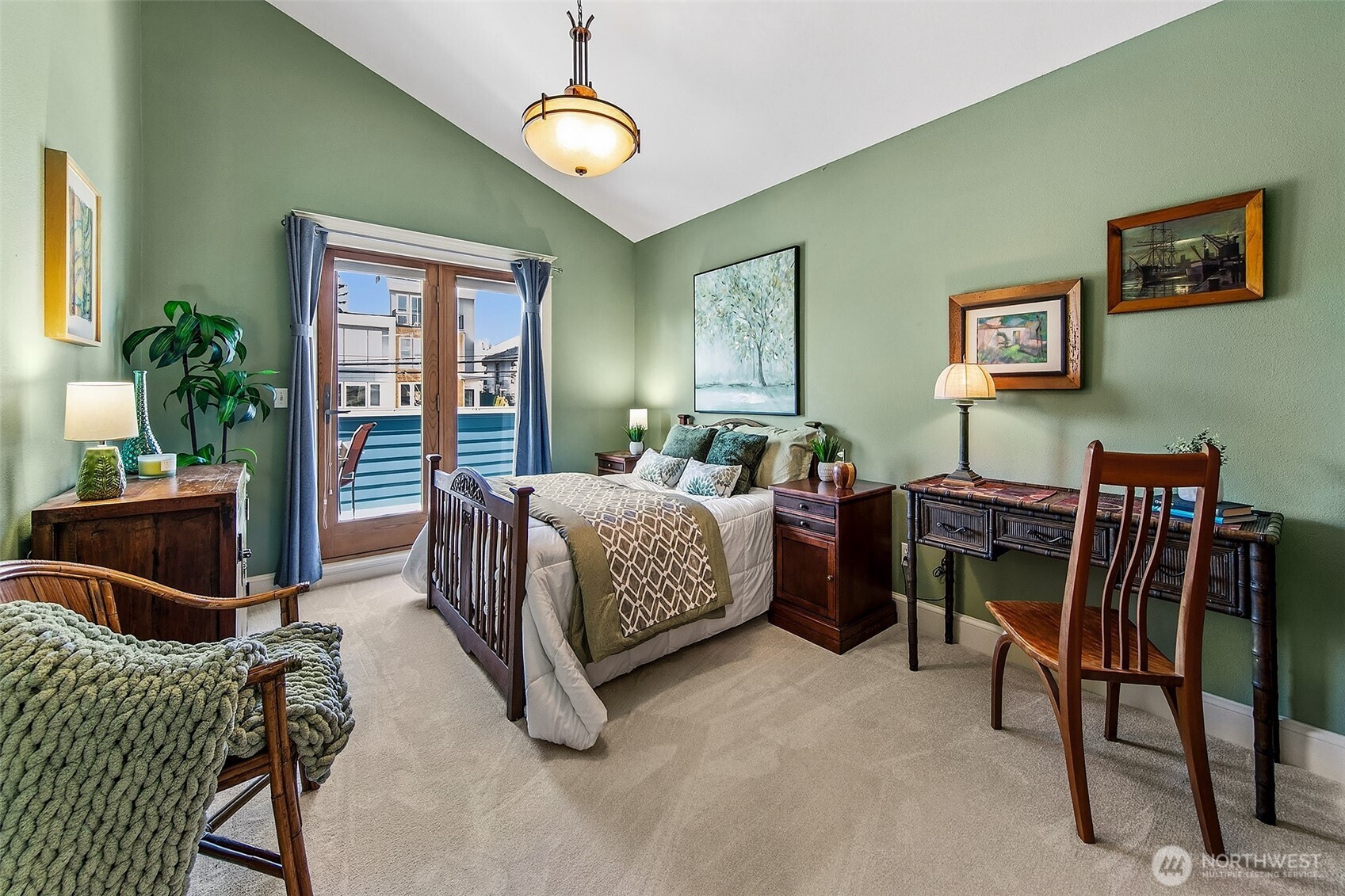 3532 Meridian Avenue North Seattle, WA 98103 - Photo 27 of 40