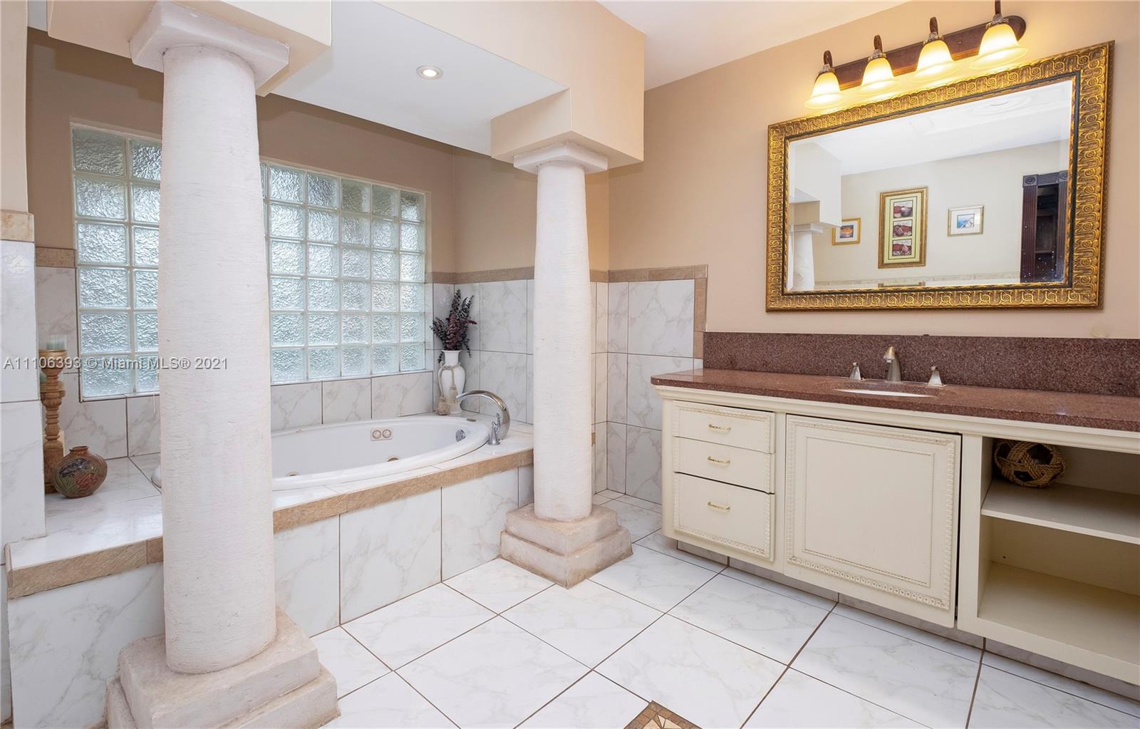 16369 93rd Road North Loxahatchee, FL 33470 - Photo 12 of 19 Gallery Image 12