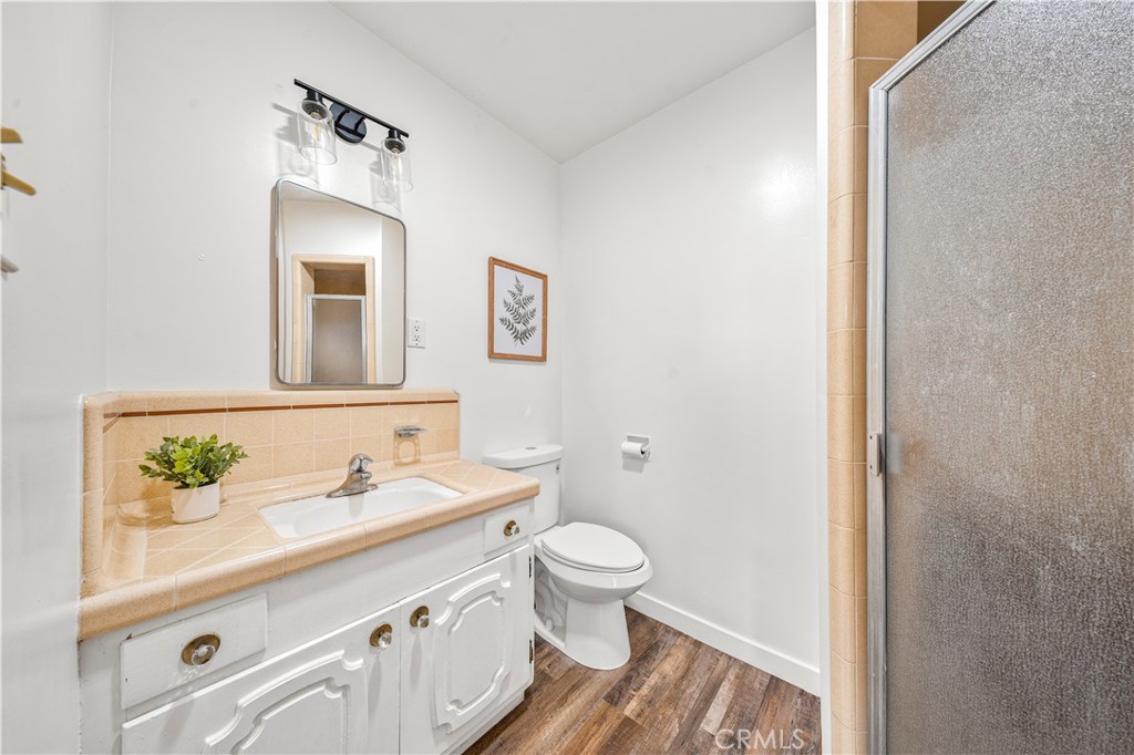 9961 Richeon Avenue Downey, CA 90240 - Photo 31 of 45