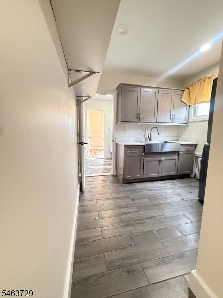 748 Livingston Road Elizabeth, NJ 07208 - Photo 23 of 48 Gallery Image 23
