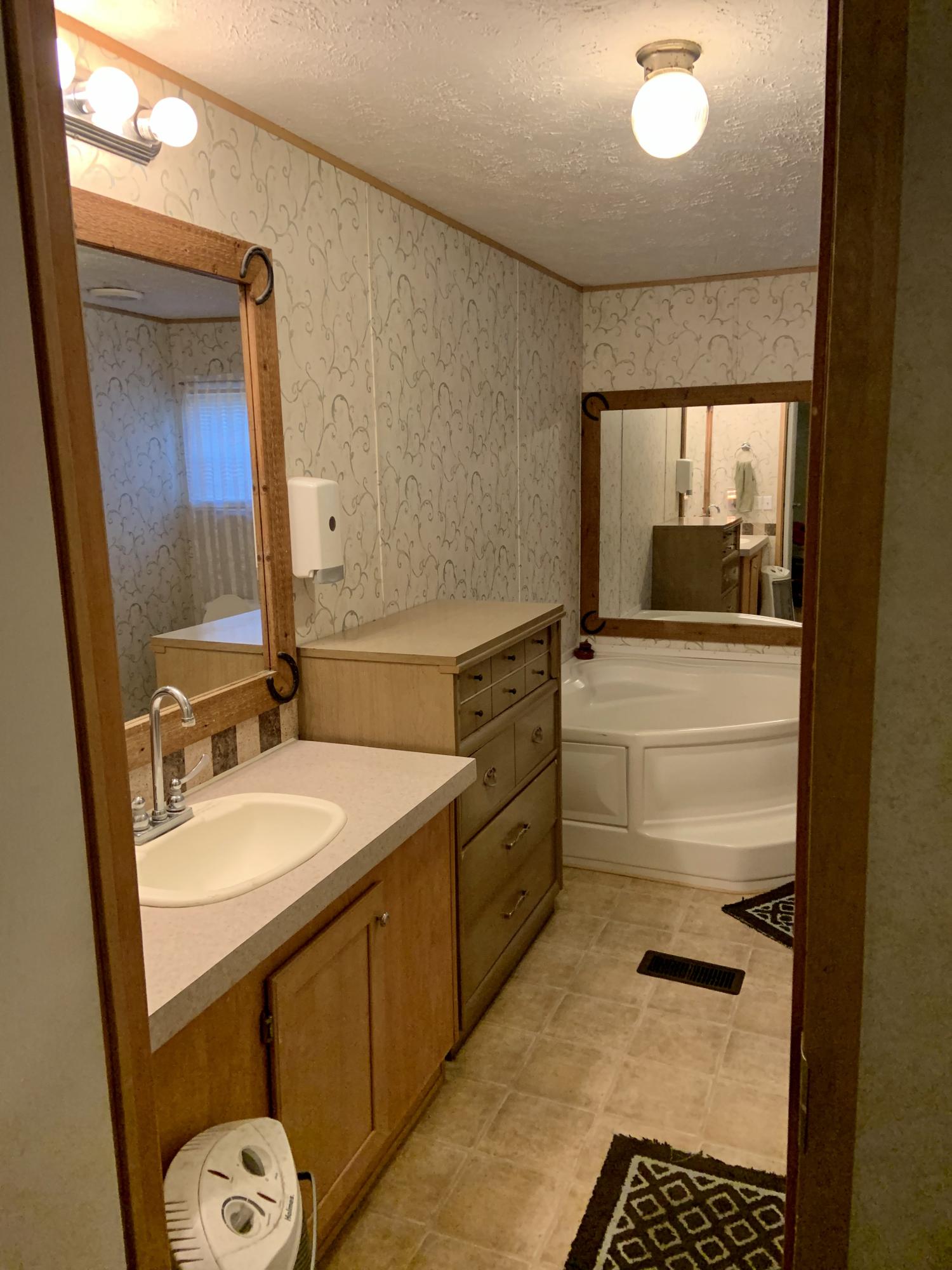 513 Bull Run Road Luttrell, TN 37779 - Photo 11 of 25 Mather Bath