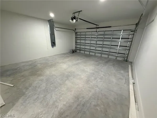 $2,200 | 1706 Northwest 19th Terrace, Cape Coral, FL 33993