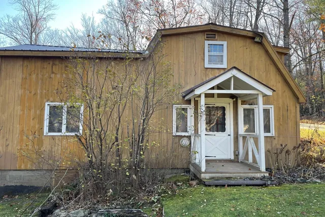 $169,000 | 3019 Popple Dungeon Road, Chester, VT 05143