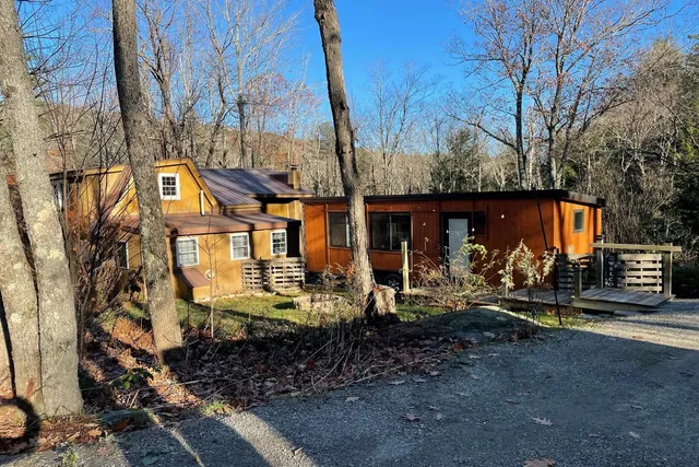 $169,000 | 3019 Popple Dungeon Road, Chester, VT 05143
