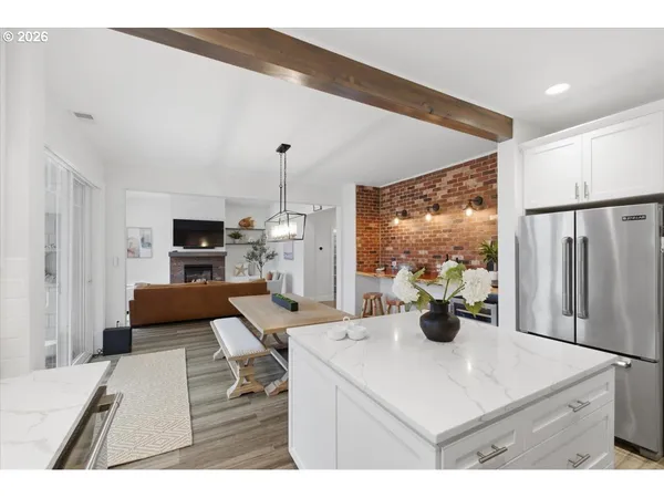 $815,000 | 9245 Trout Place, Gleneden Beach, OR 97388