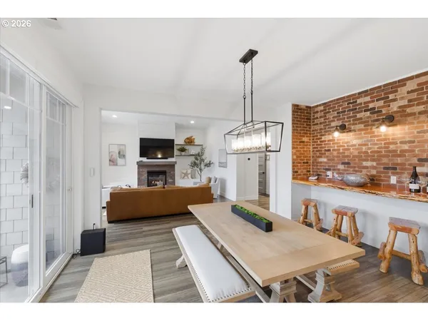 $815,000 | 9245 Trout Place, Gleneden Beach, OR 97388