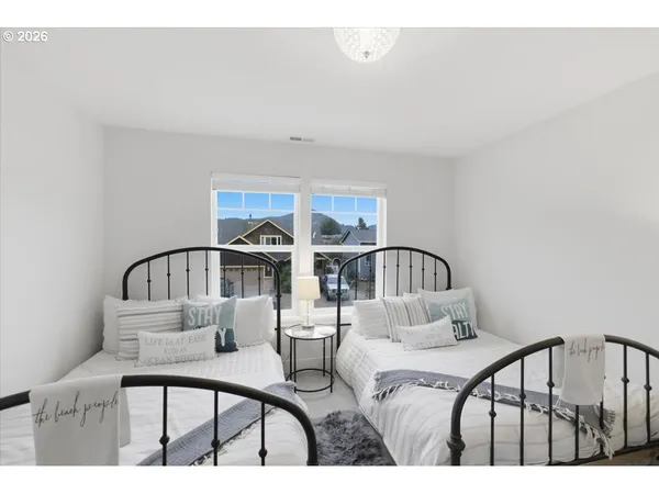 $815,000 | 9245 Trout Place, Gleneden Beach, OR 97388