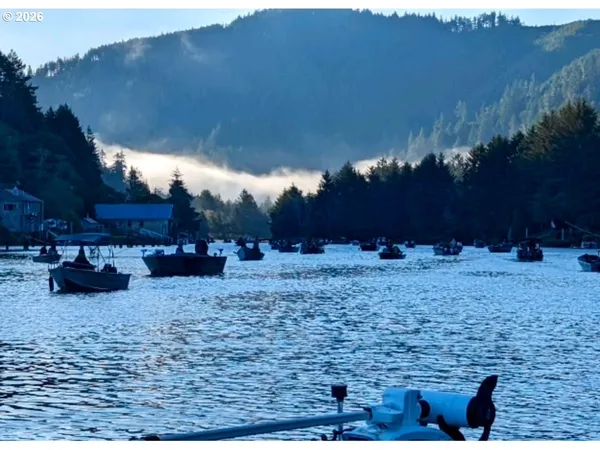 $815,000 | 9245 Trout Place, Gleneden Beach, OR 97388