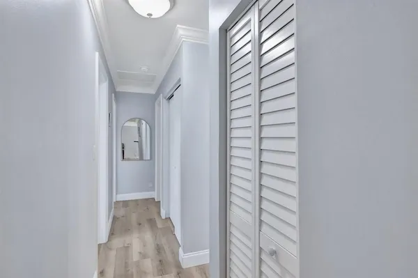 $5,000 | 925 Northeast 25th Avenue, Pompano Beach, FL 33062