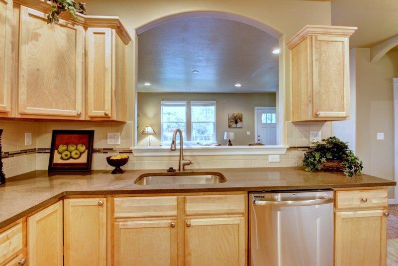 1475 Spring Street Medford, OR 97504 - Photo 11 of 23 Additional Photo