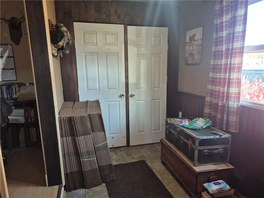 204 Ridge Avenue Derry, PA 15627 - Photo 3 of 22