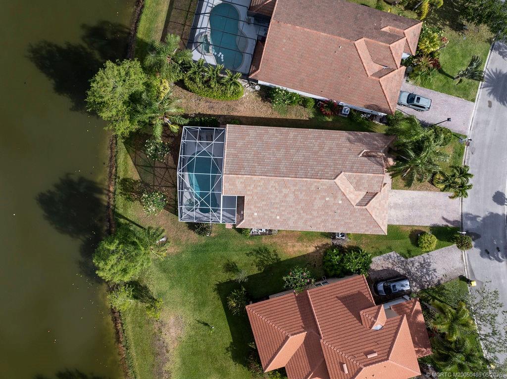 2096 Northwest Marsh Rabbit Lane Stuart, FL 34994 - Photo 14 of 58