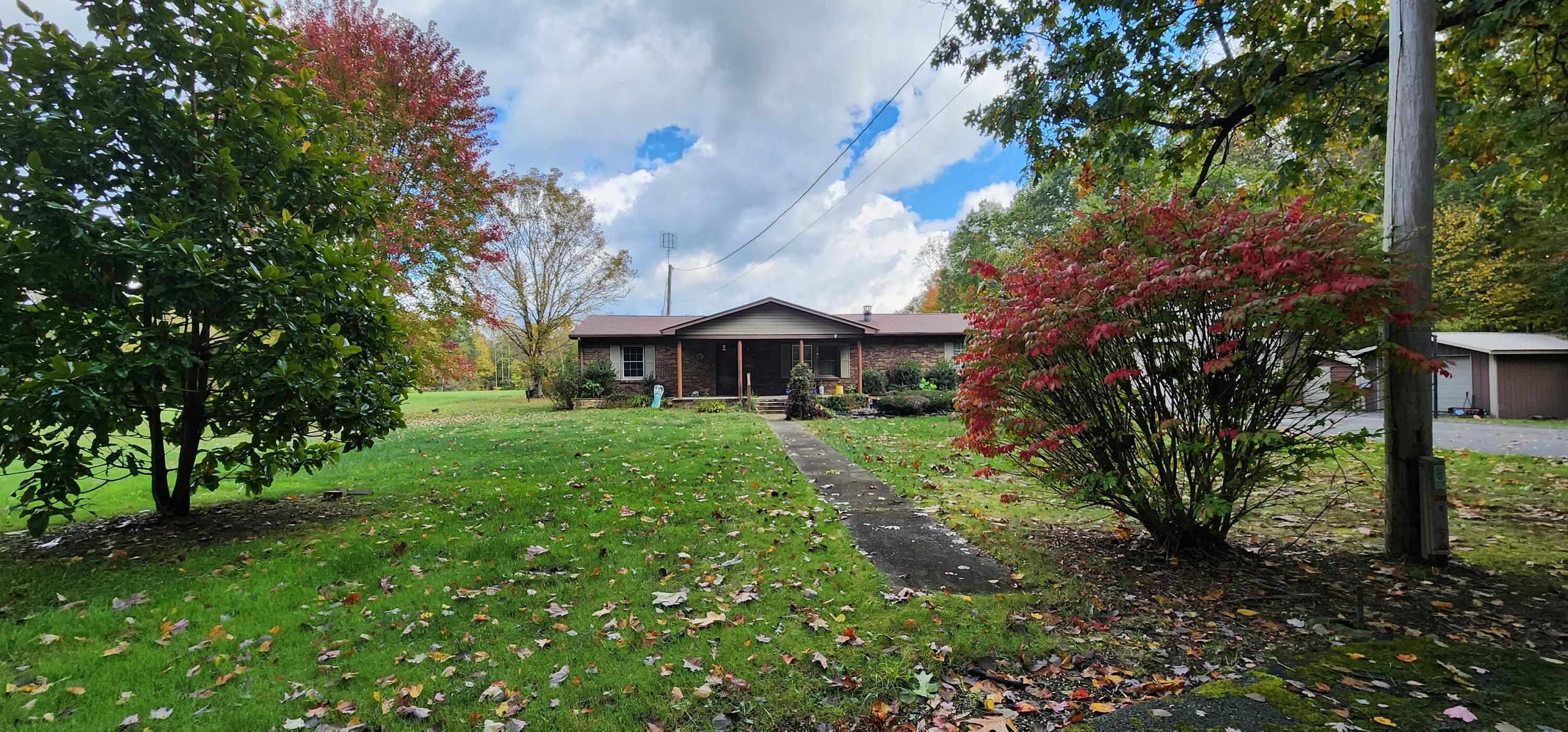 760 Wesley West Road Science Hill, KY 42553 - Photo 3 of 18 20231020_122732