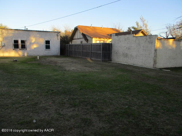 3606 South Polk Street Amarillo, TX 79110 - Photo 6 of 15 backyard v 2