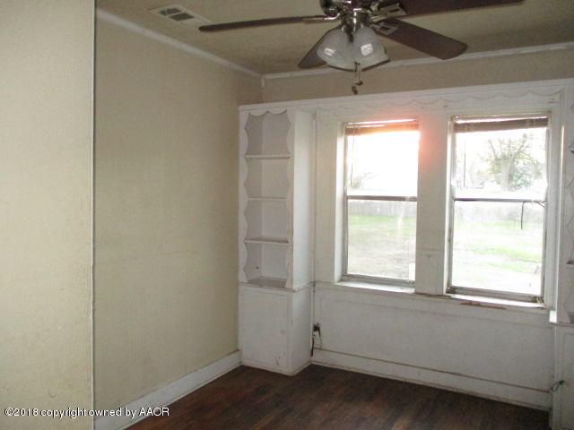 3606 South Polk Street Amarillo, TX 79110 - Photo 8 of 15 dining rm v 1