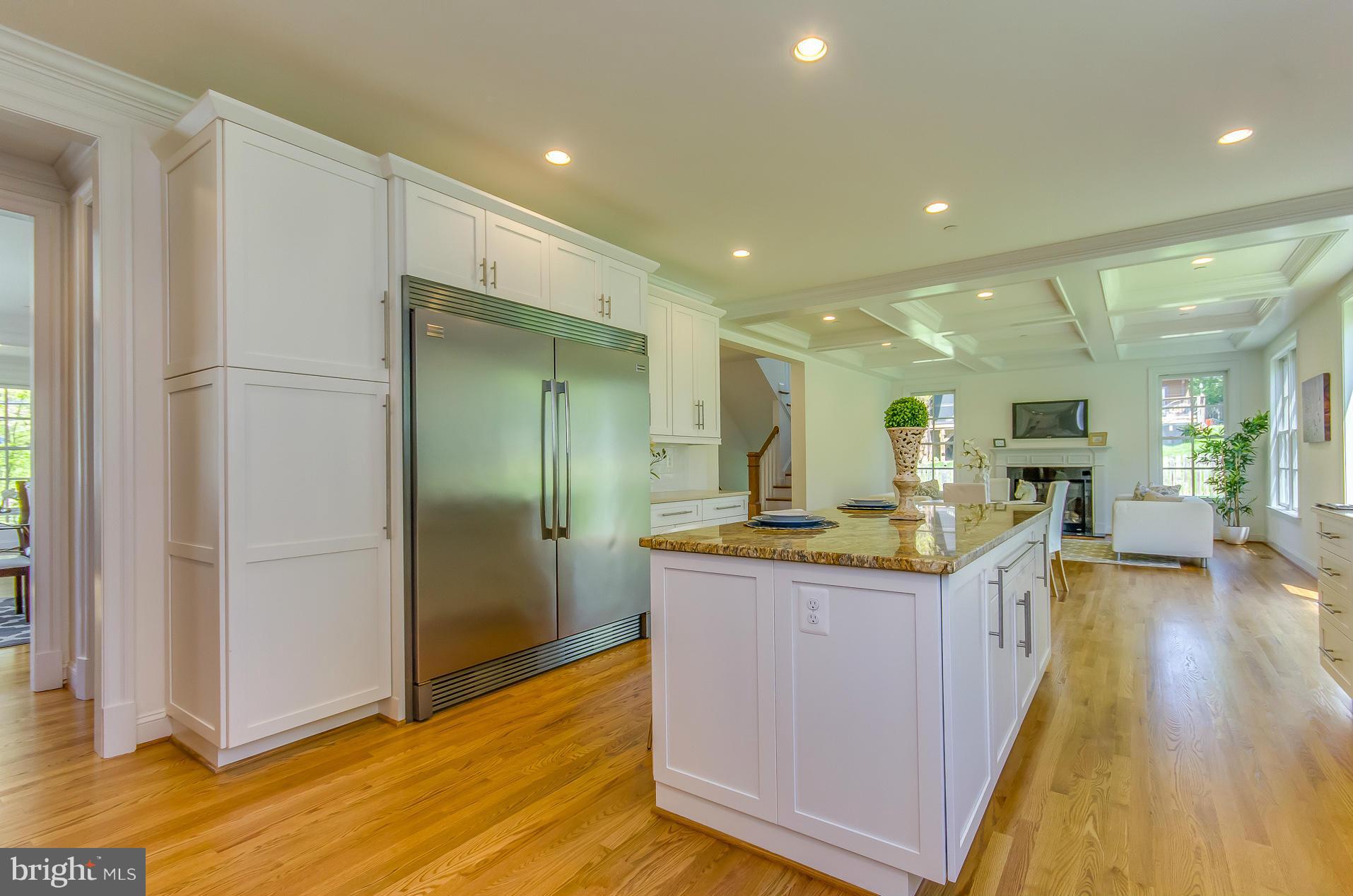 6705 Pyle Road Bethesda, MD 20817 - Photo 12 of 30 Kitchen