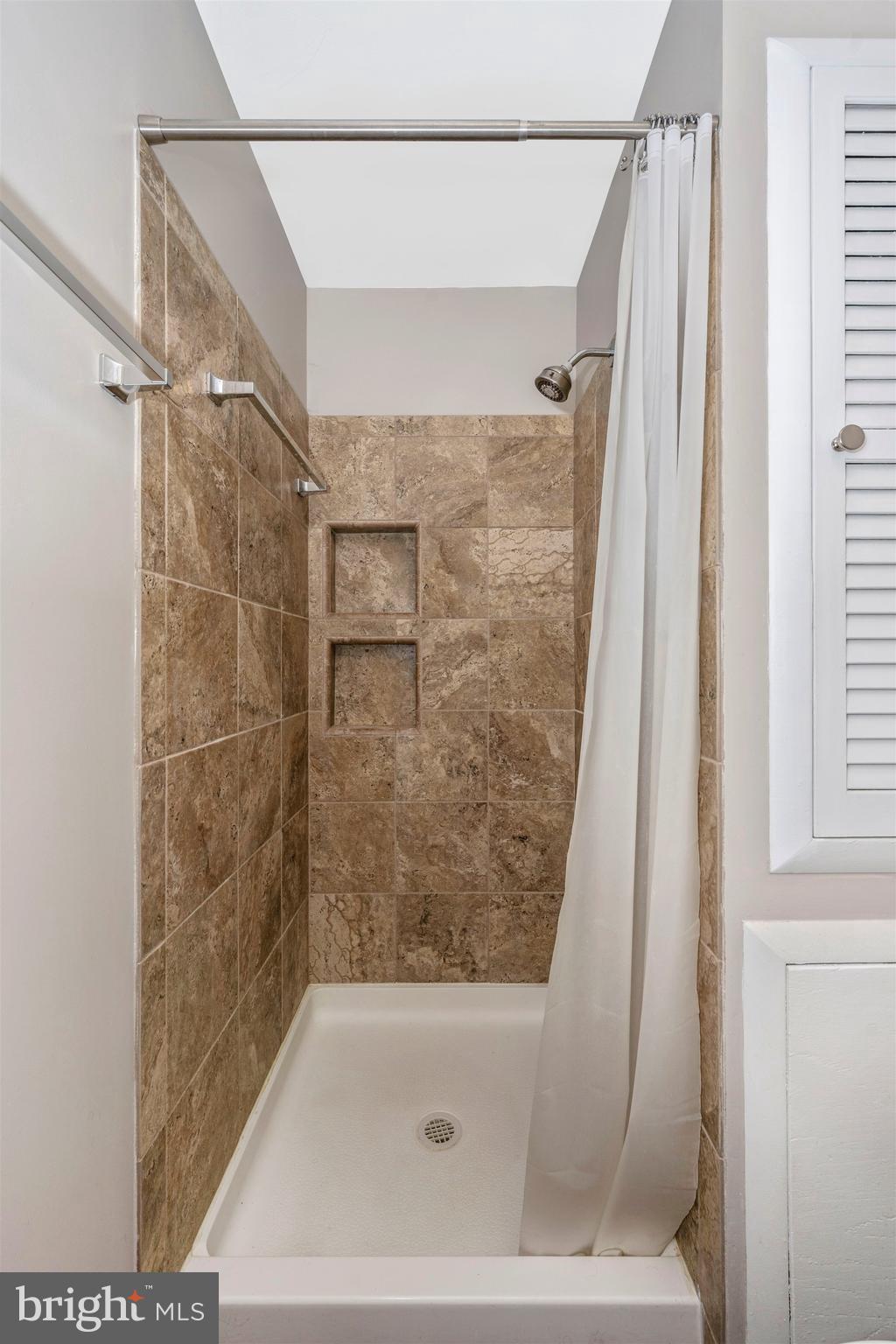 2908 Timber Ridge Drive Mount Airy, MD 21771 - Photo 23 of 60 Primary Bathroom
