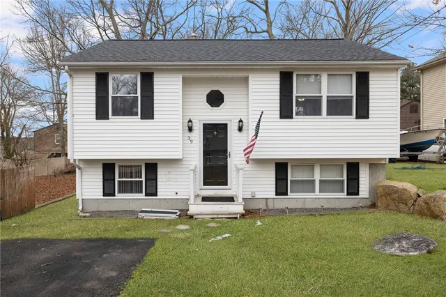 $345,000 | 39 Mohawk Street, Coventry, RI 02816