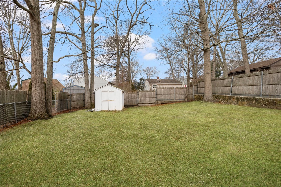 39 Mohawk Street Coventry, RI 02816 - Photo 24 of 24