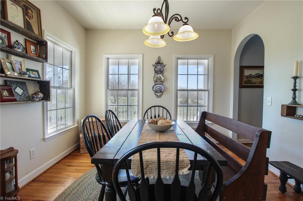 9252 Riverside Road Seagrove, NC 27341 - Photo 9 of 30 Dining Room, View of Front Yard