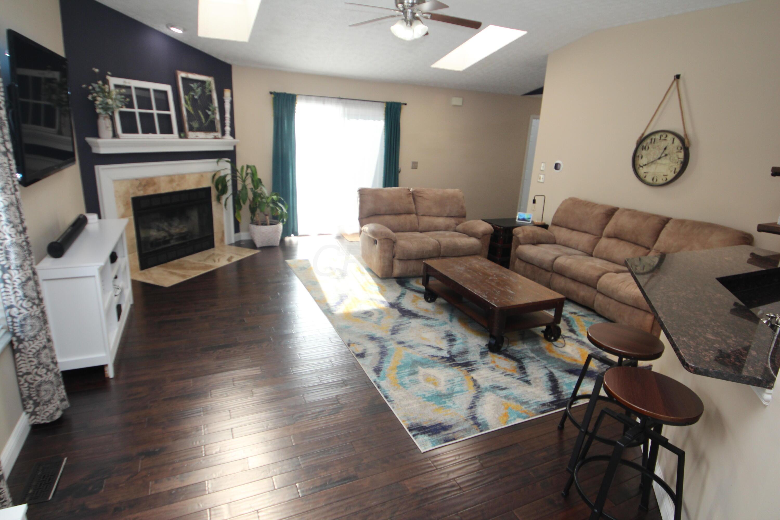 5625 Davidson Road Hilliard, OH 43026 - Photo 15 of 51 great room