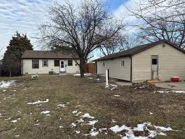 $225,000 | 7600 Ferdinand Avenue, Bridgeview, IL 60455