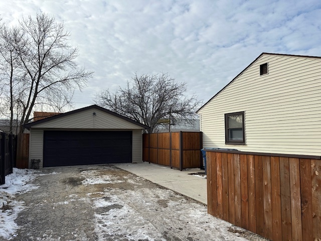 7600 Ferdinand Avenue Bridgeview, IL 60455 - Photo 3 of 27