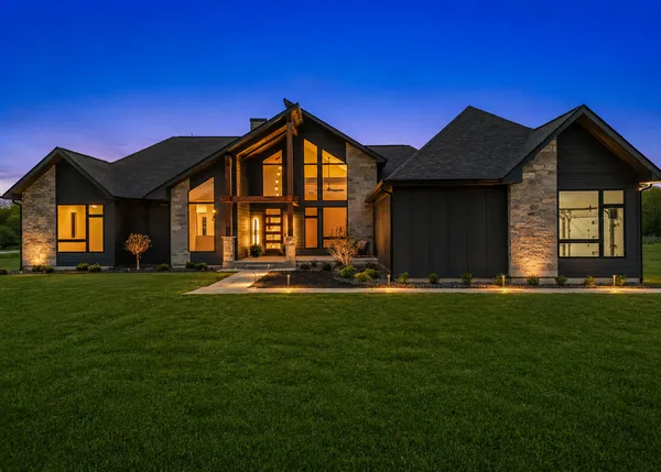 $1,349,000 | 4311 Red Tail Lane, Johnsburg, IL 60051