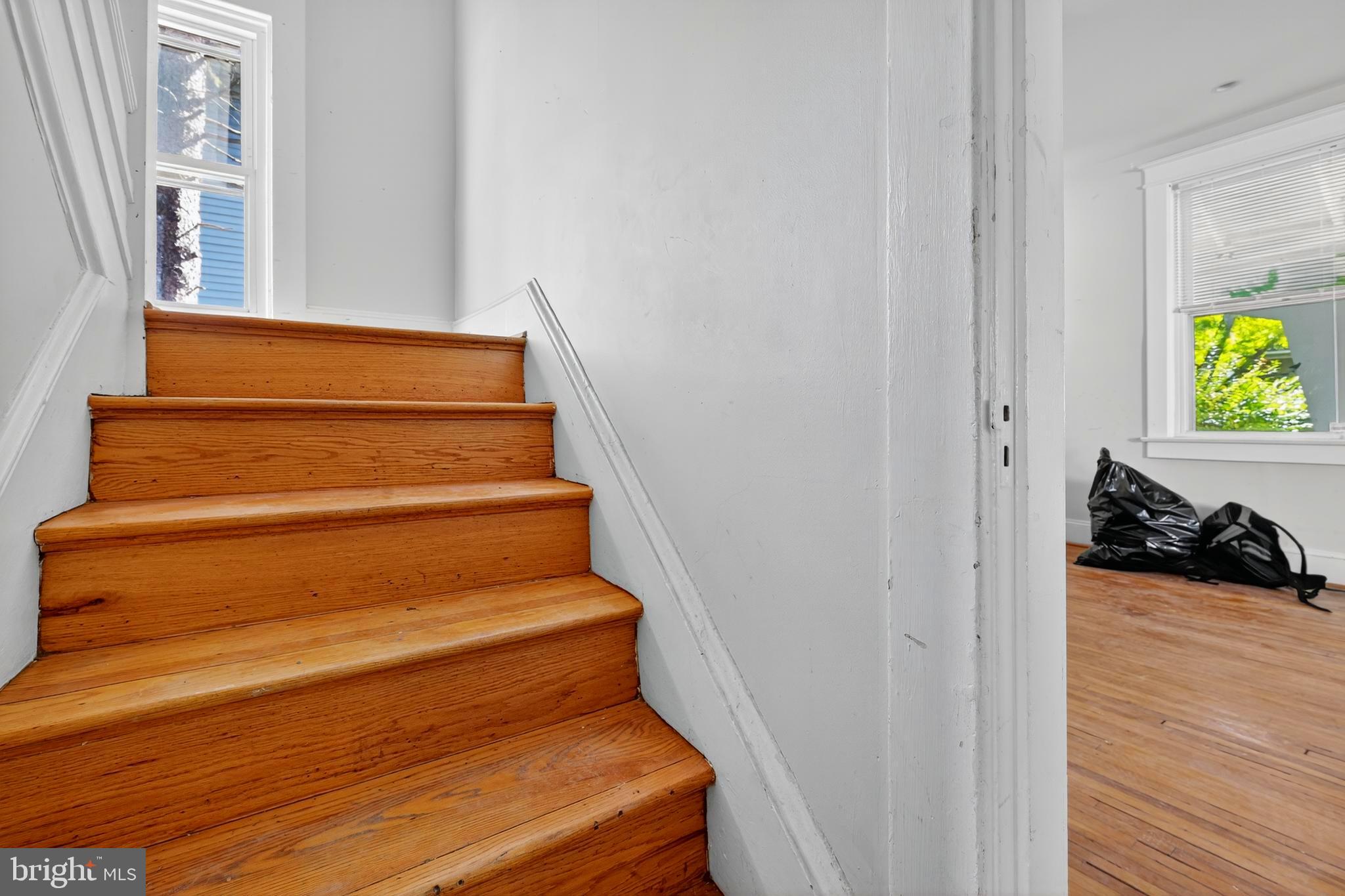 1211 Delafield Place Northwest Washington, DC 20011 - Photo 14 of 28 a view of entryway