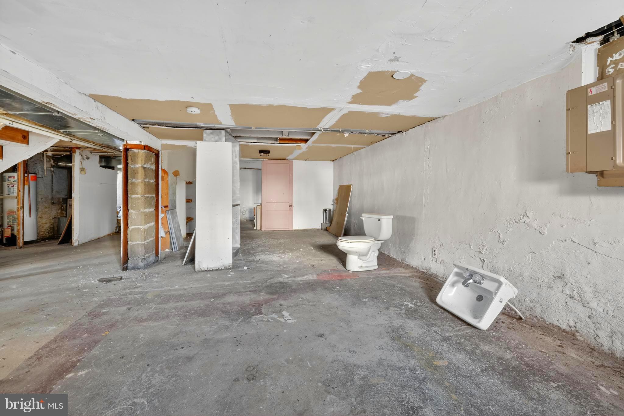 1211 Delafield Place Northwest Washington, DC 20011 - Photo 24 of 28 a view of empty room