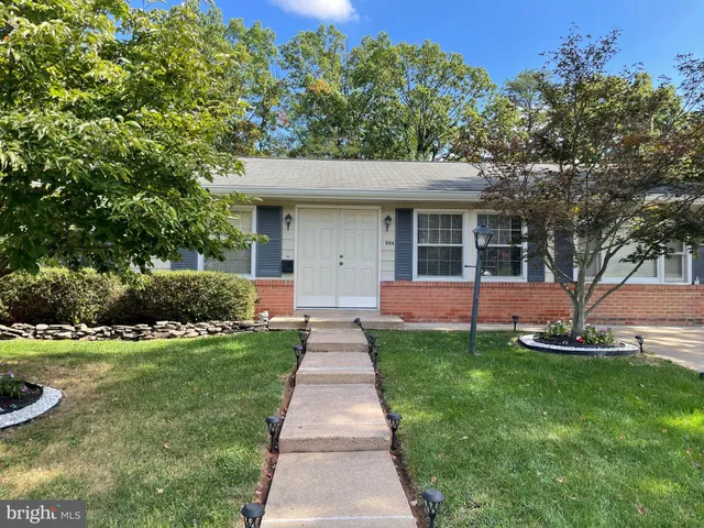 $515,000 | 1006 South Greenthorn Avenue, Sterling, VA 20164